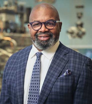 The Importance of Bringing 'Hyper-realism' in the Transportation and Automotive Industry