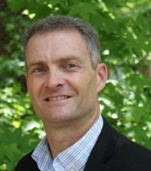 Government Relations and the Cannabis Industry: Navigating the Complex Web of State and Federal Laws