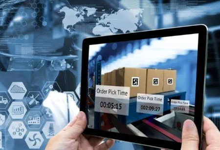 How technology aids shipment and logistics sectors